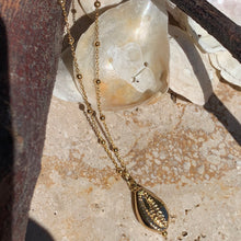 Charger l'image dans la galerie, Pendentif Cauri