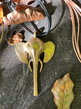 Charger l'image dans la galerie, Collection « Étrusque » les animaux sacrés